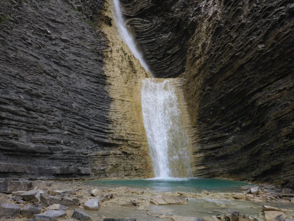 Probablemente la cascada más bonita de Tena_open your mind traveling