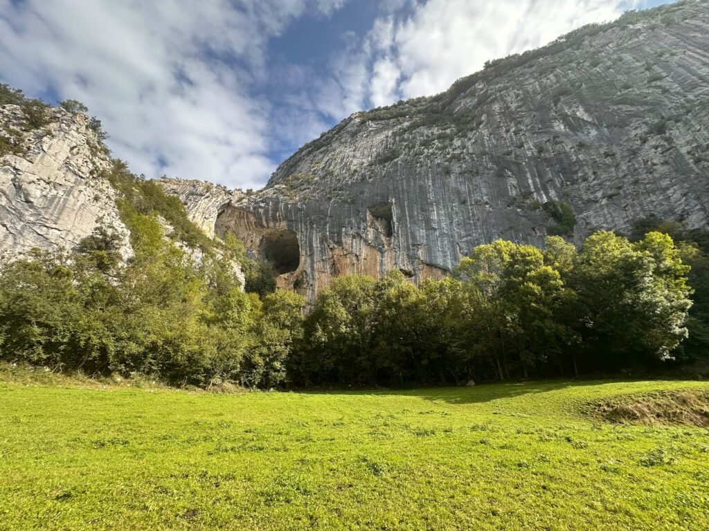 Cueva Baranda y Cueva de la Luz (Ramales de la Victoria- Alto Asón)