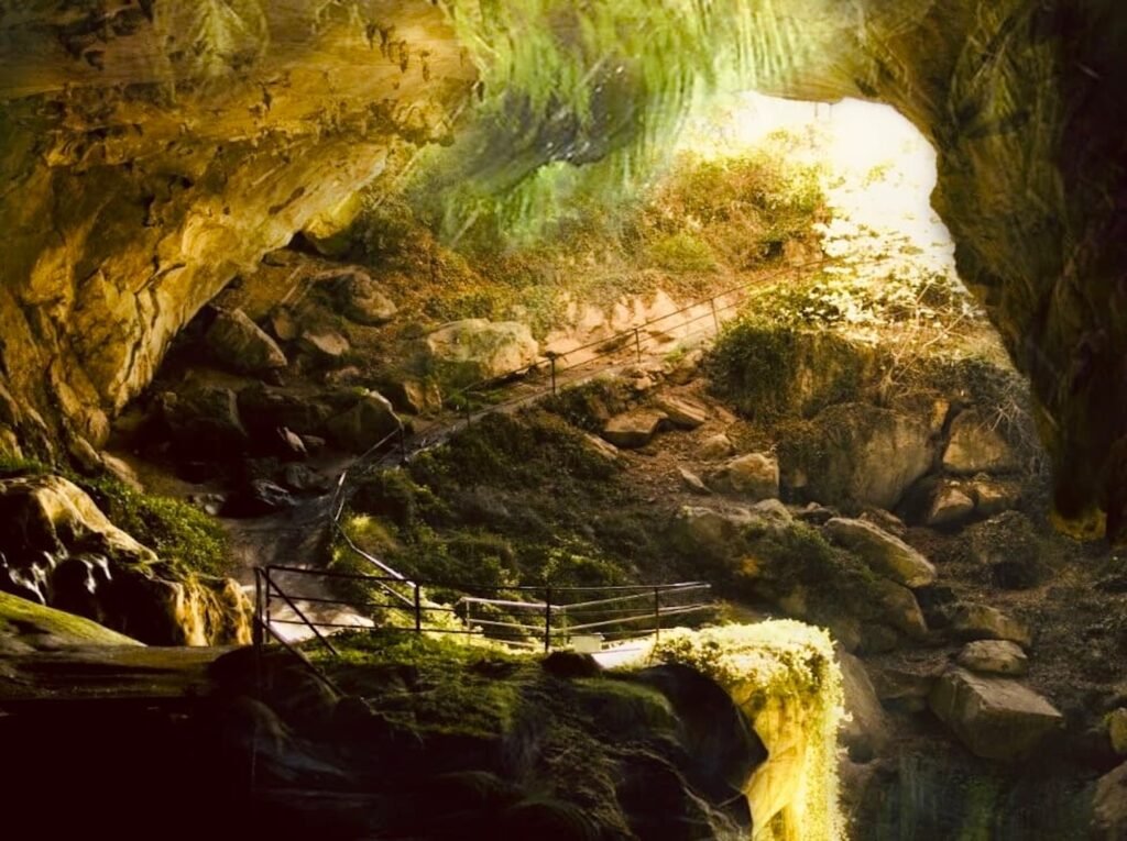 Grotte de Lombrives (Ariège)