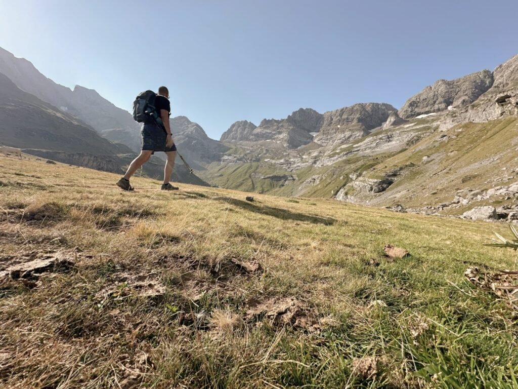 ¿Mi seguro de viaje me cubre si voy de trekking?