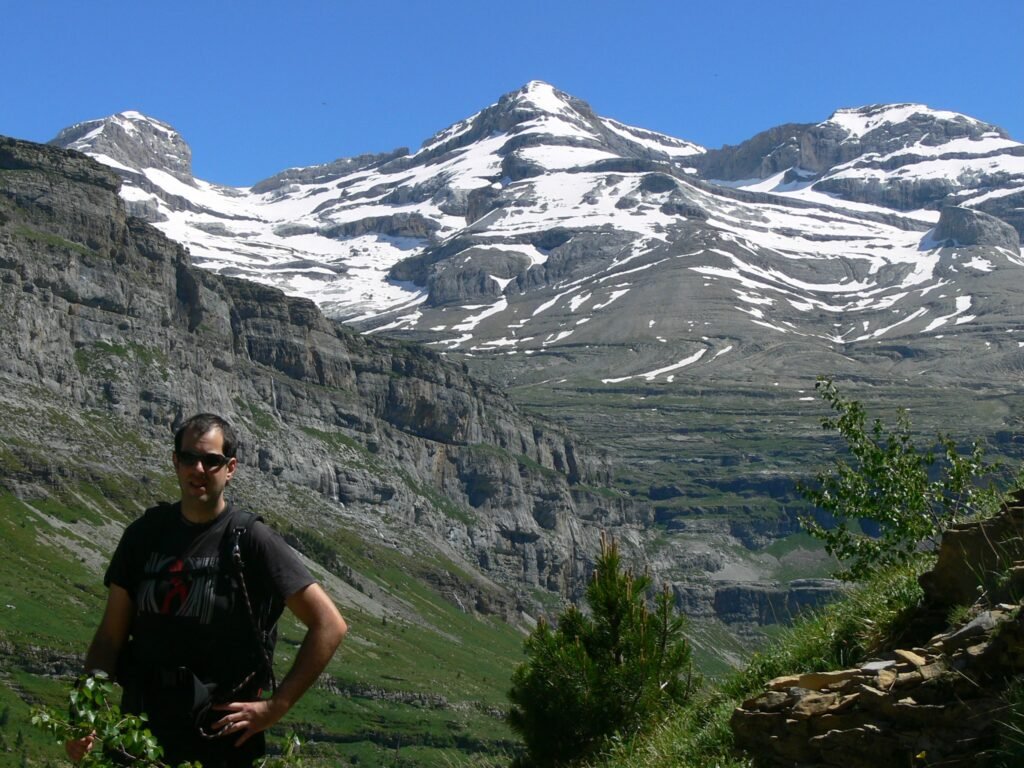 Cola de Caballo por la senda de los cazadores_open your mind traveling