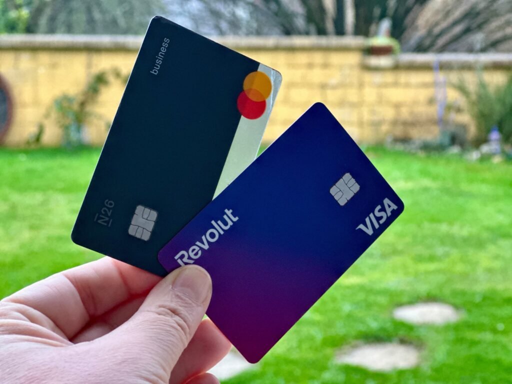 N26 vs REVOLUT, ¿Cúal elegir?_open your mind traveling