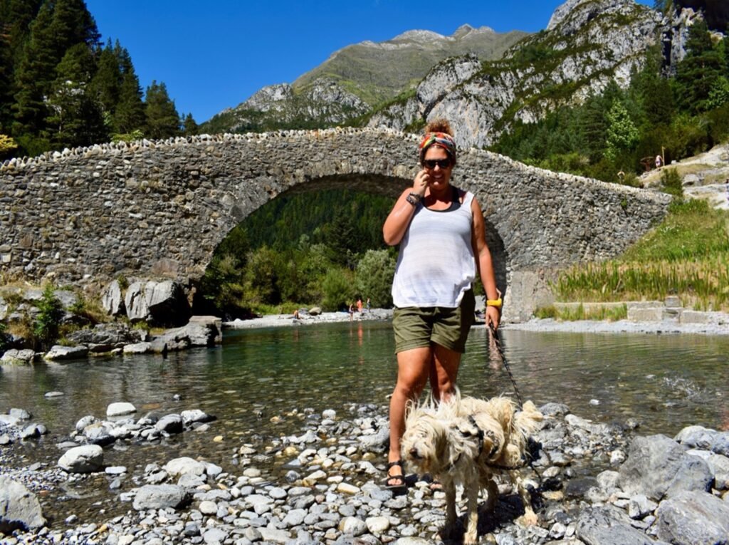 Puente San Nicolás de Bujaruelo (siglo XIII)_open your mind traveling