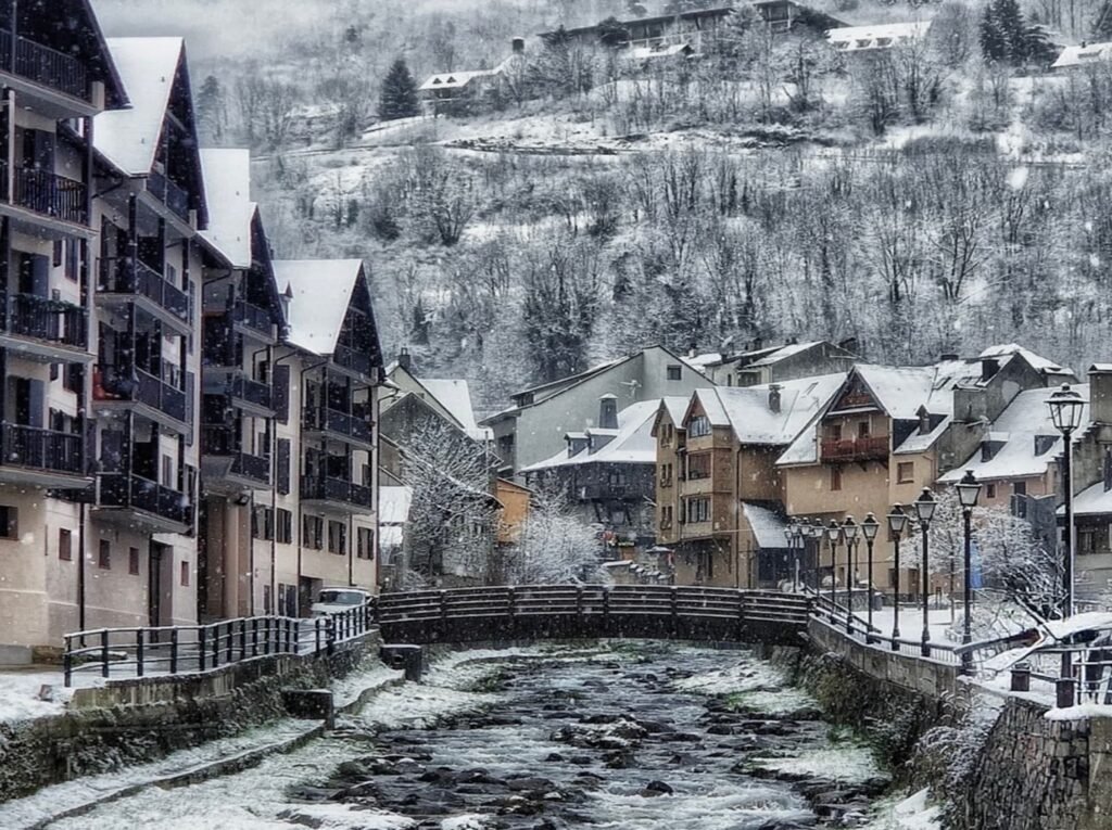 Vielha es la capital del Valle de Arán_open your mind traveling