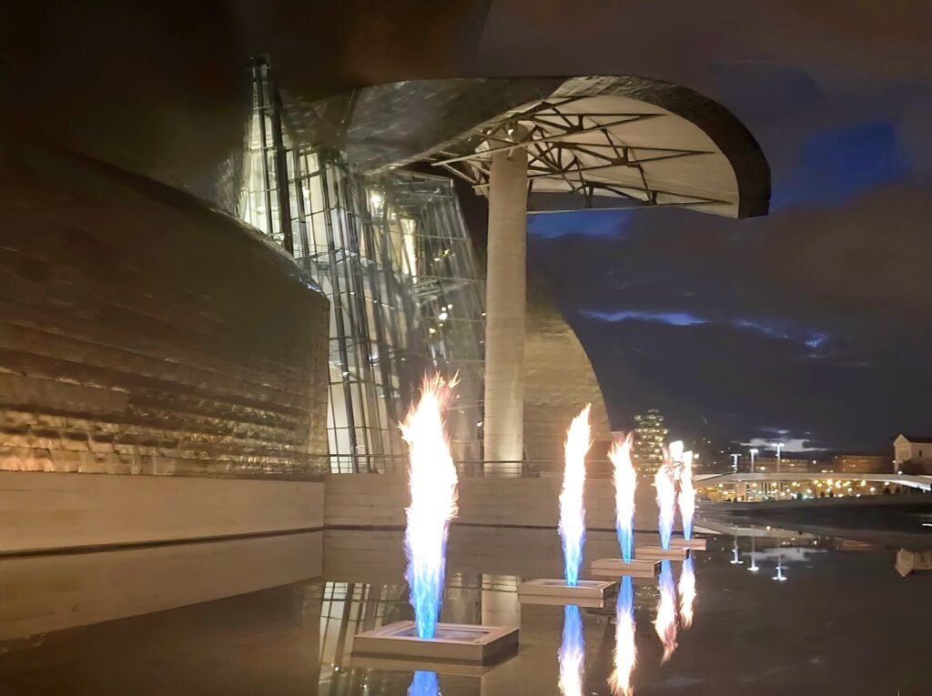 La Fuente de Fuego del Guggenheim Bilbao Museoa