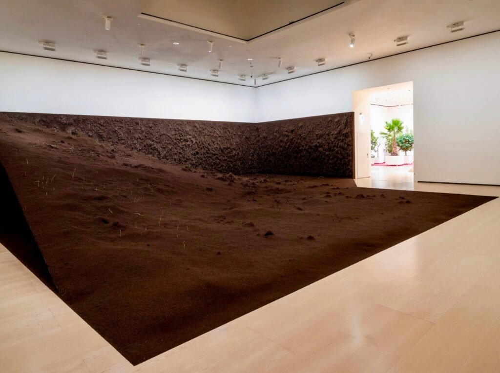 Sorgin (Bruja) de Delcy Morelos en Artes de la Tierra (Guggenheim - Bilbao)