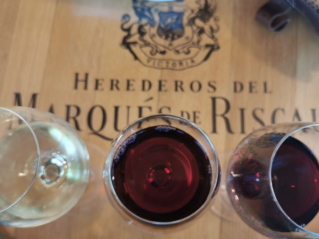 Imprescindible: visitar la bodega de Marqués de Riscal