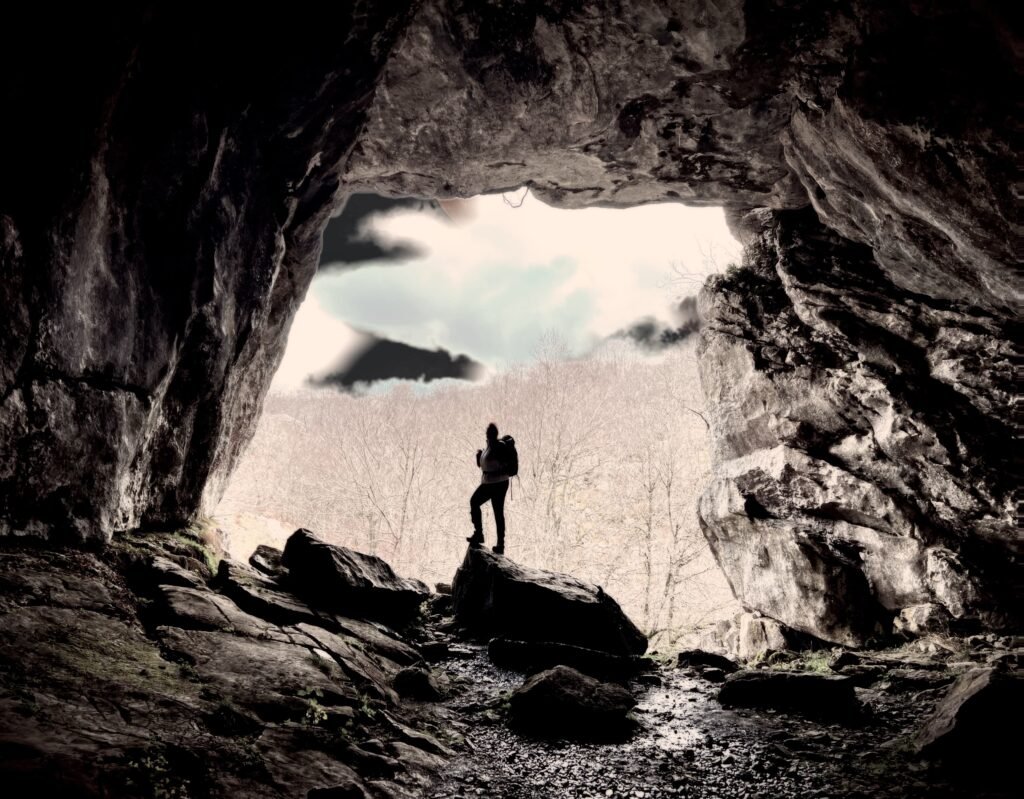 La entrada de la cueva de Supelegor en el Parque Natural de Gorbeia