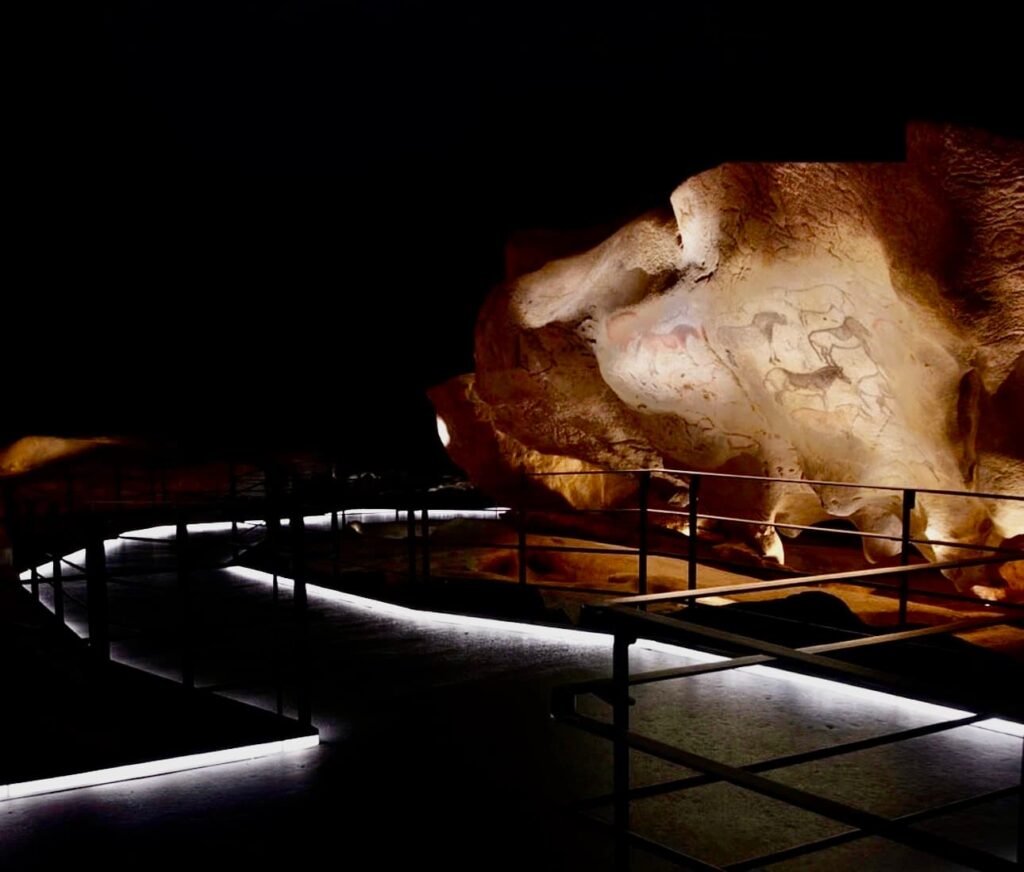 Ekainberri es la réplica de la cueva de Ekain (Zestoa, Gipuzkoa)