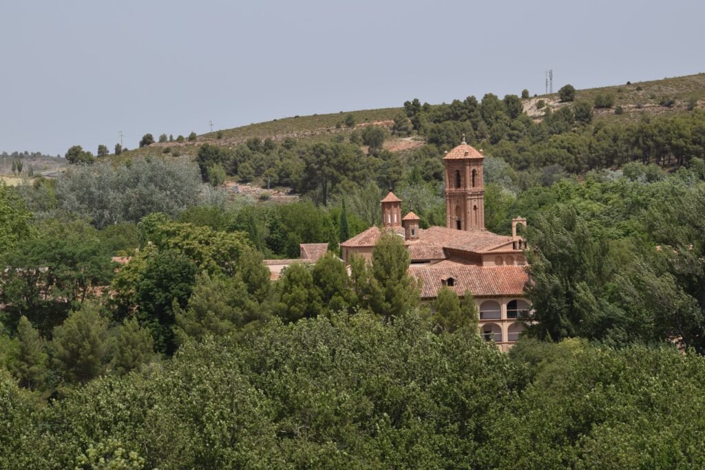 Vista del Monasterio desde el jardín histórico