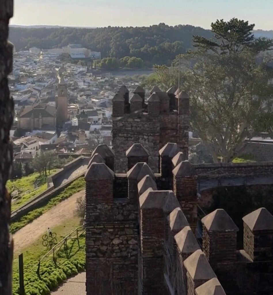 Fortaleza de Cortegana en la Sierra de Aracena